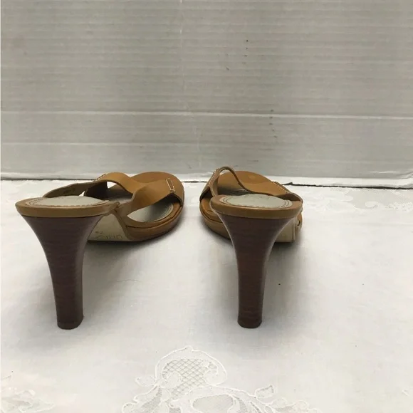 UNISA Camel Open-Toe Heels - Picture 8 of 13